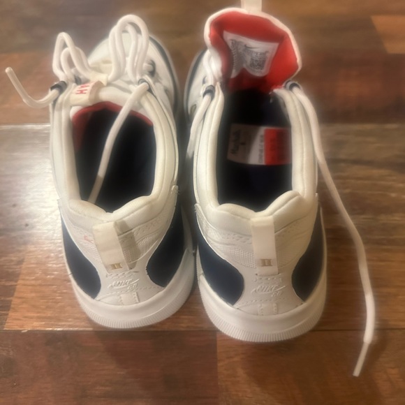 RARE Nike SB NYJAH Free 2 White Red Blue Size 8.5 - Picture 3 of 5